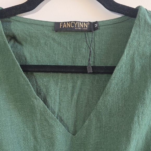 FANCYINN - NWOT Long Sleeve Green Dress With Lining And Pockets - Size Medium - Picture 2 of 6